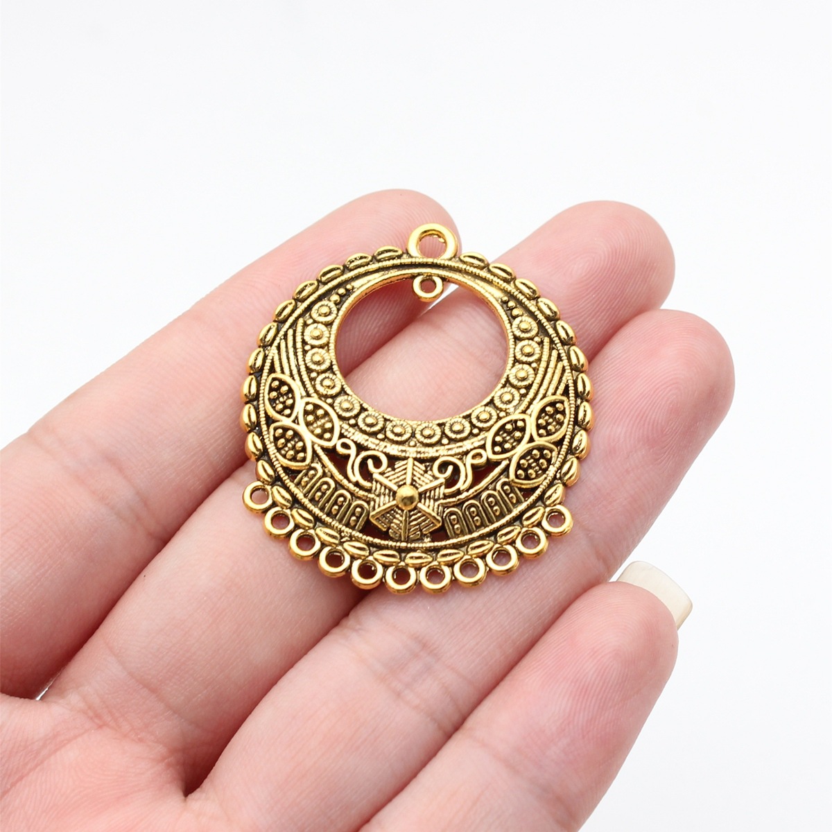 antique gold color