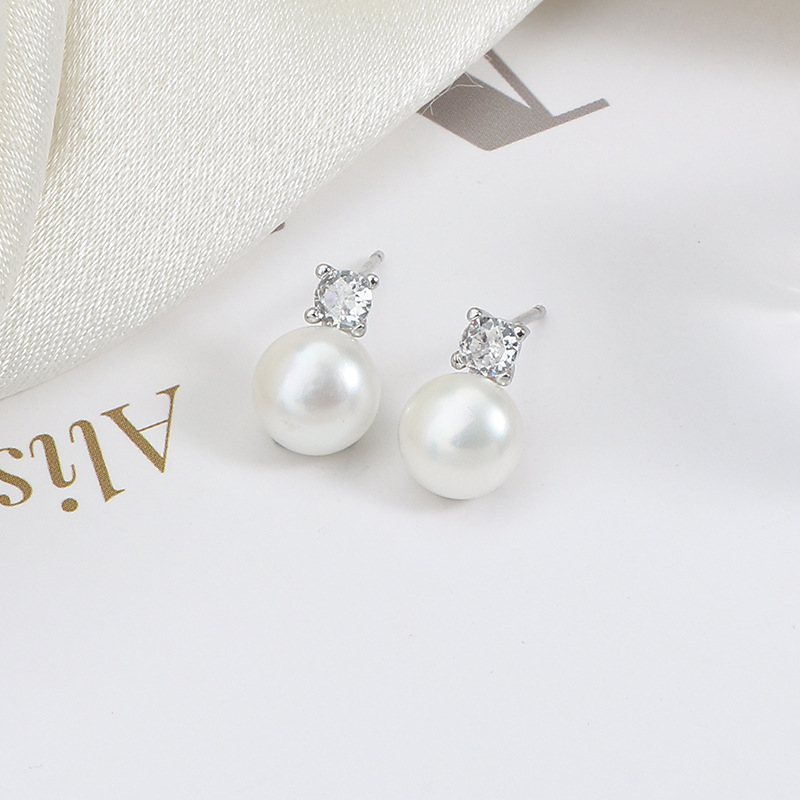 Natural white + silver