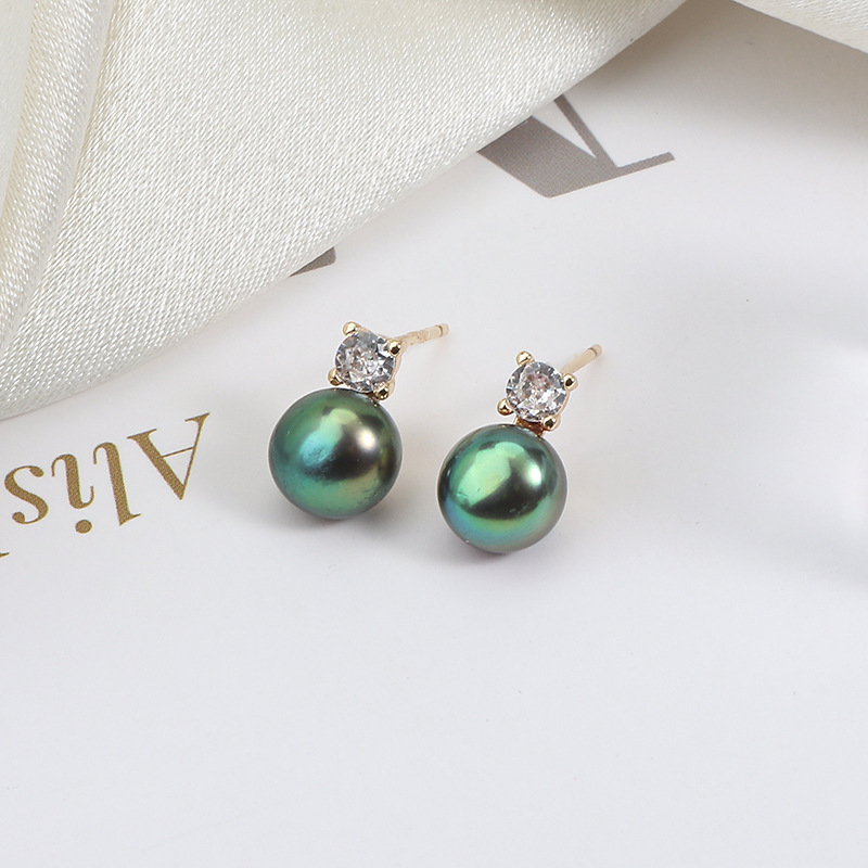 Dyed tahitian color + gold