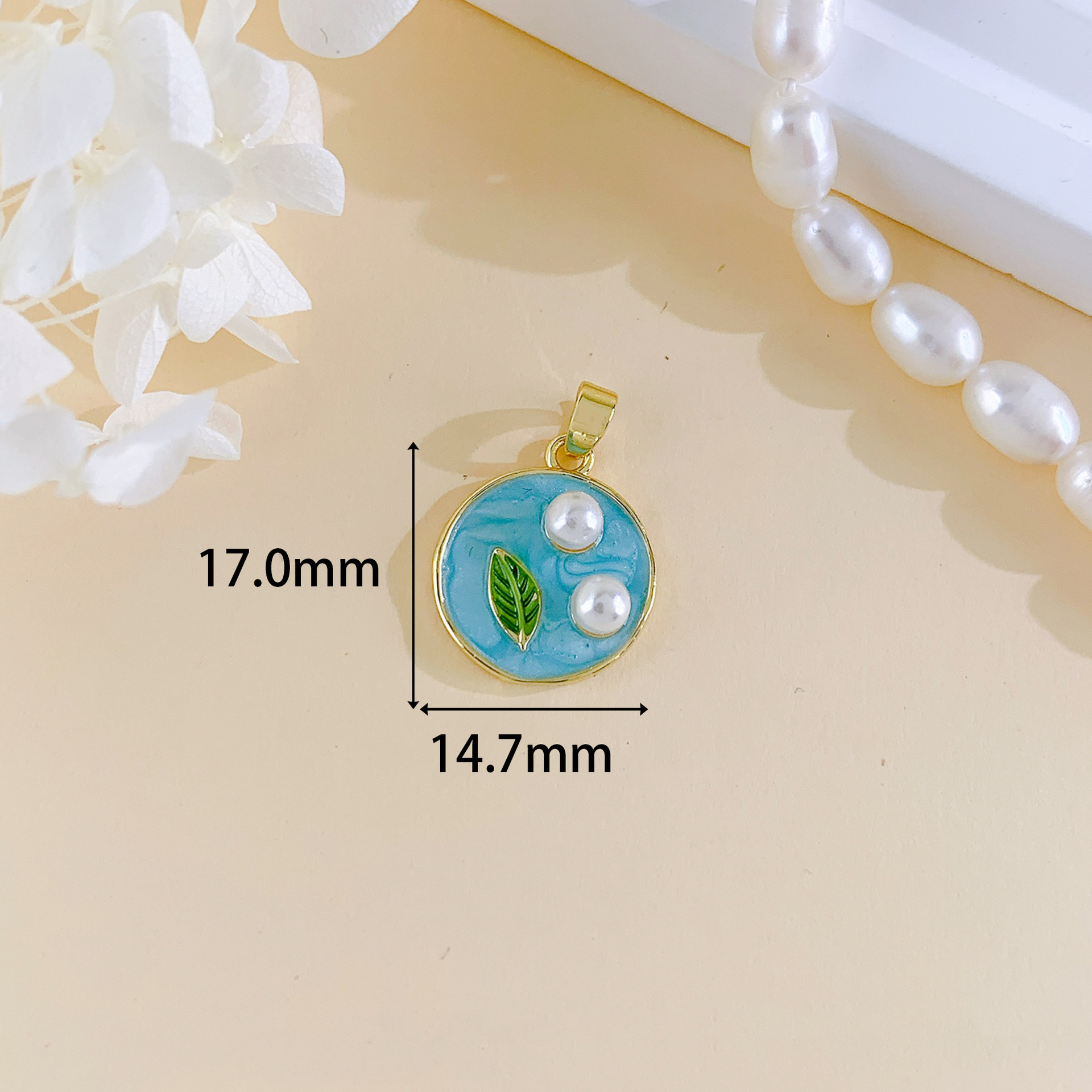 Xl4076 round leaf pendant gold light blue