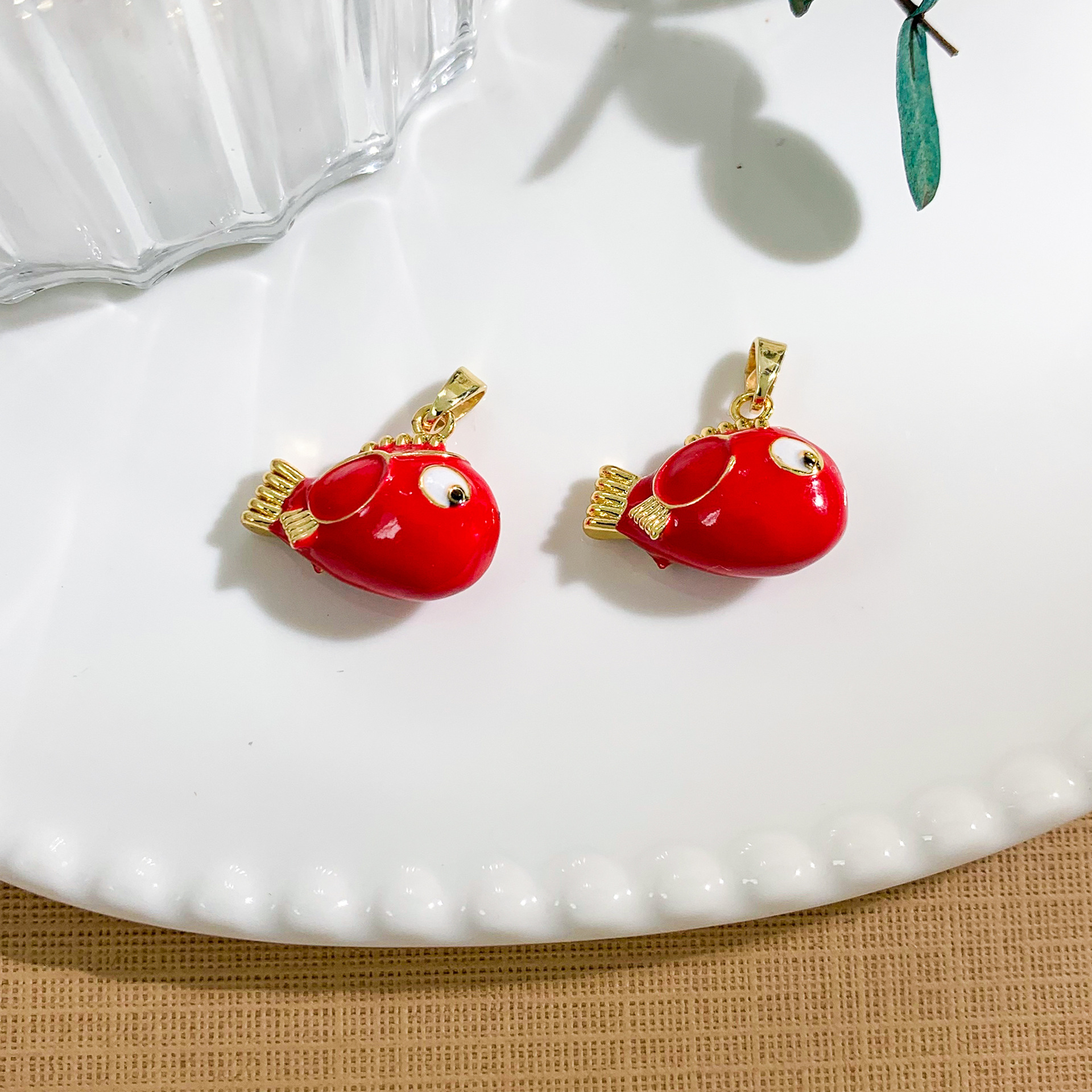 Xl4582 red blessed little fat fish pendant gold