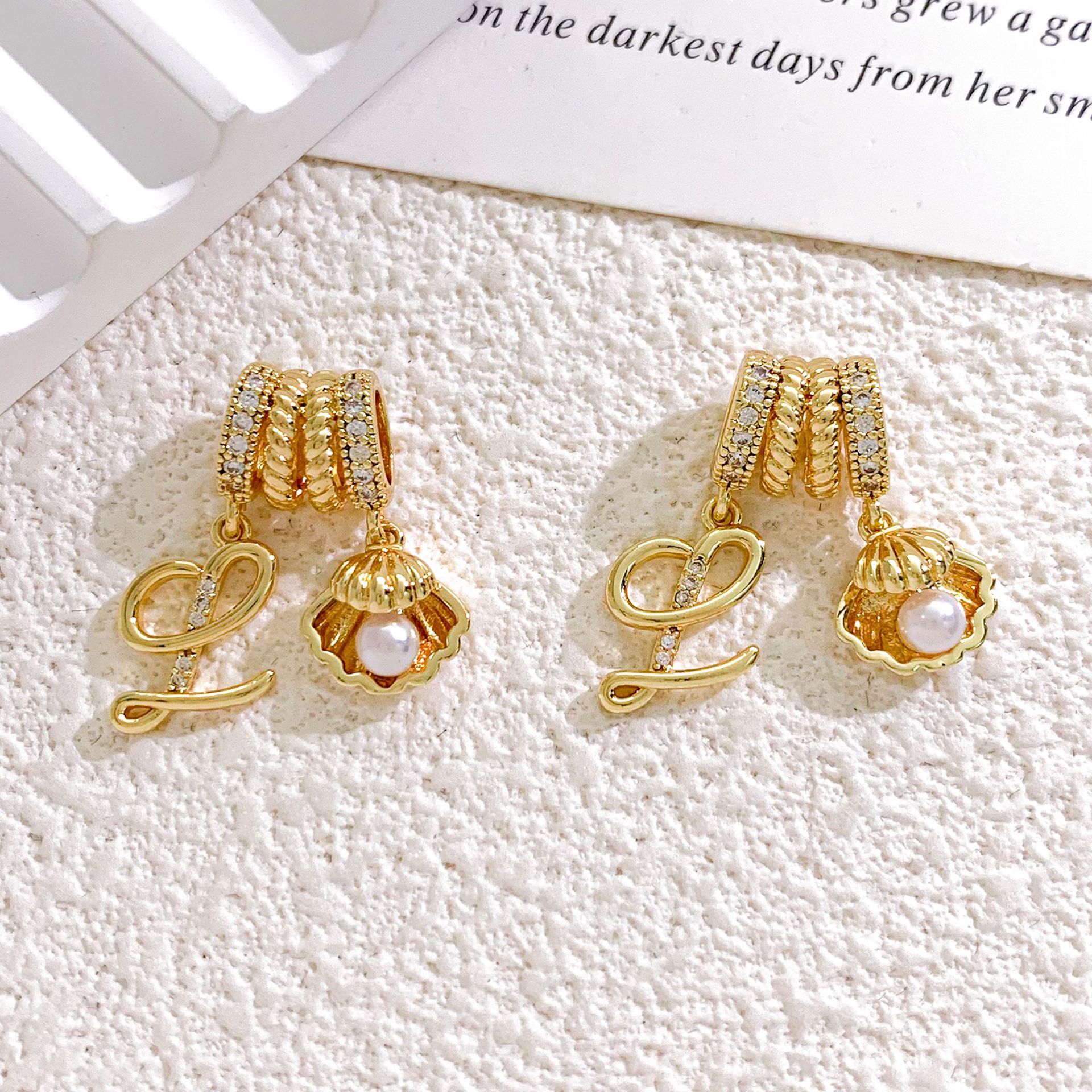 XL4640贝壳字母L组合吊坠金色