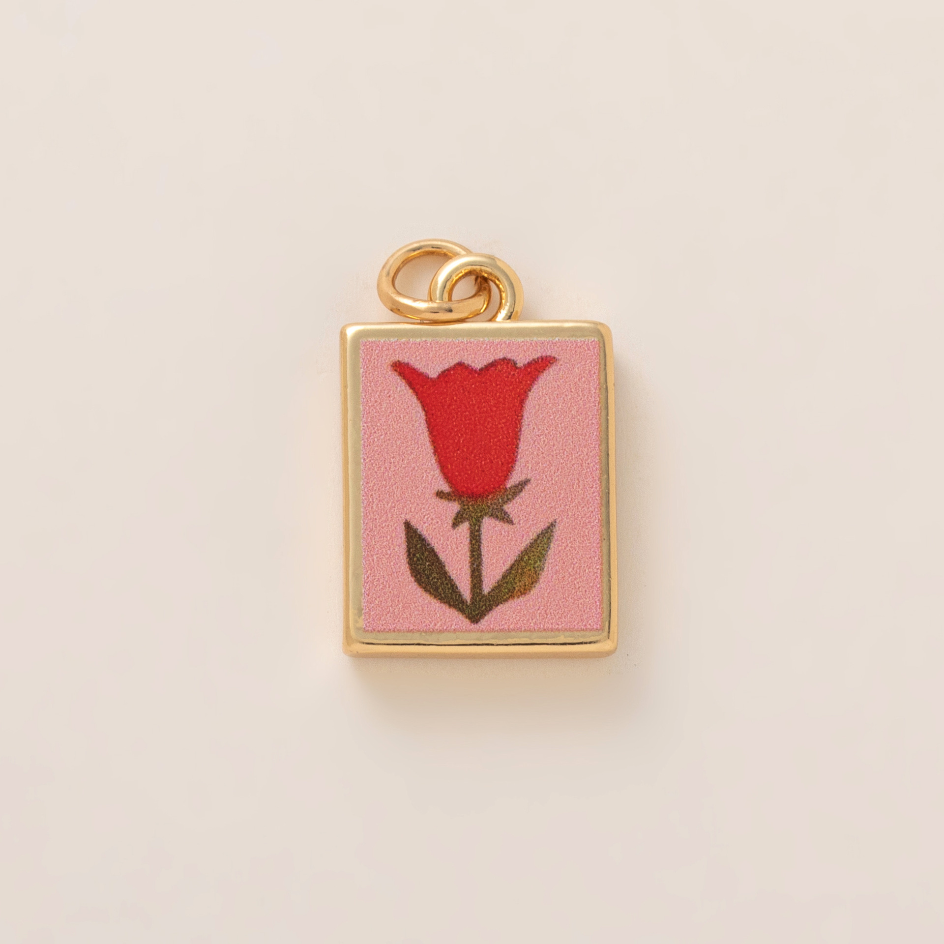 Red flower pendant