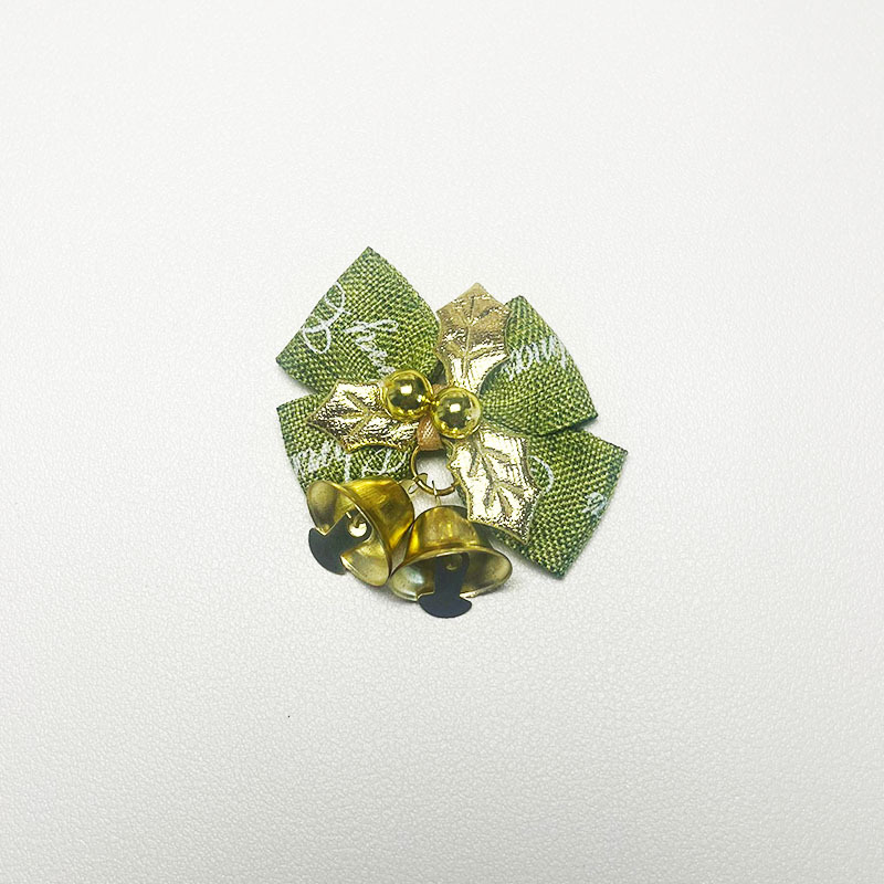 Green gold leaves