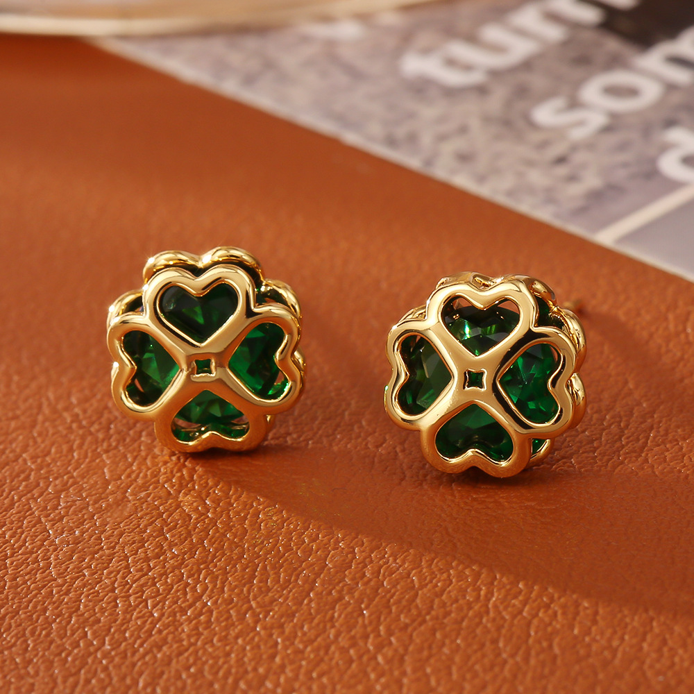 Golden green zircon four-leaf clover earrings