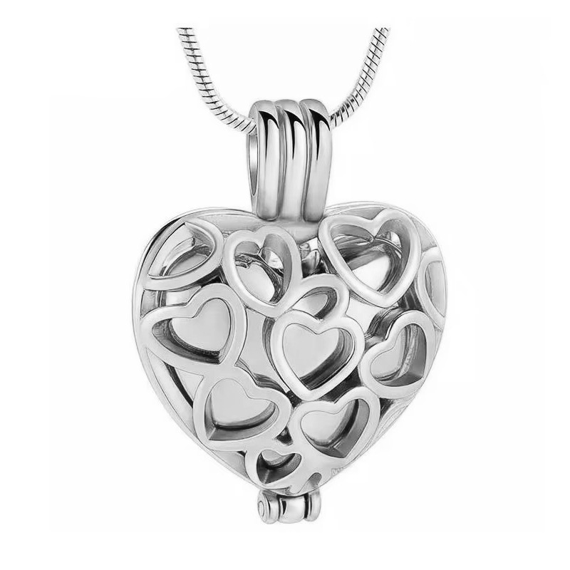 Silver hollow heart pendant