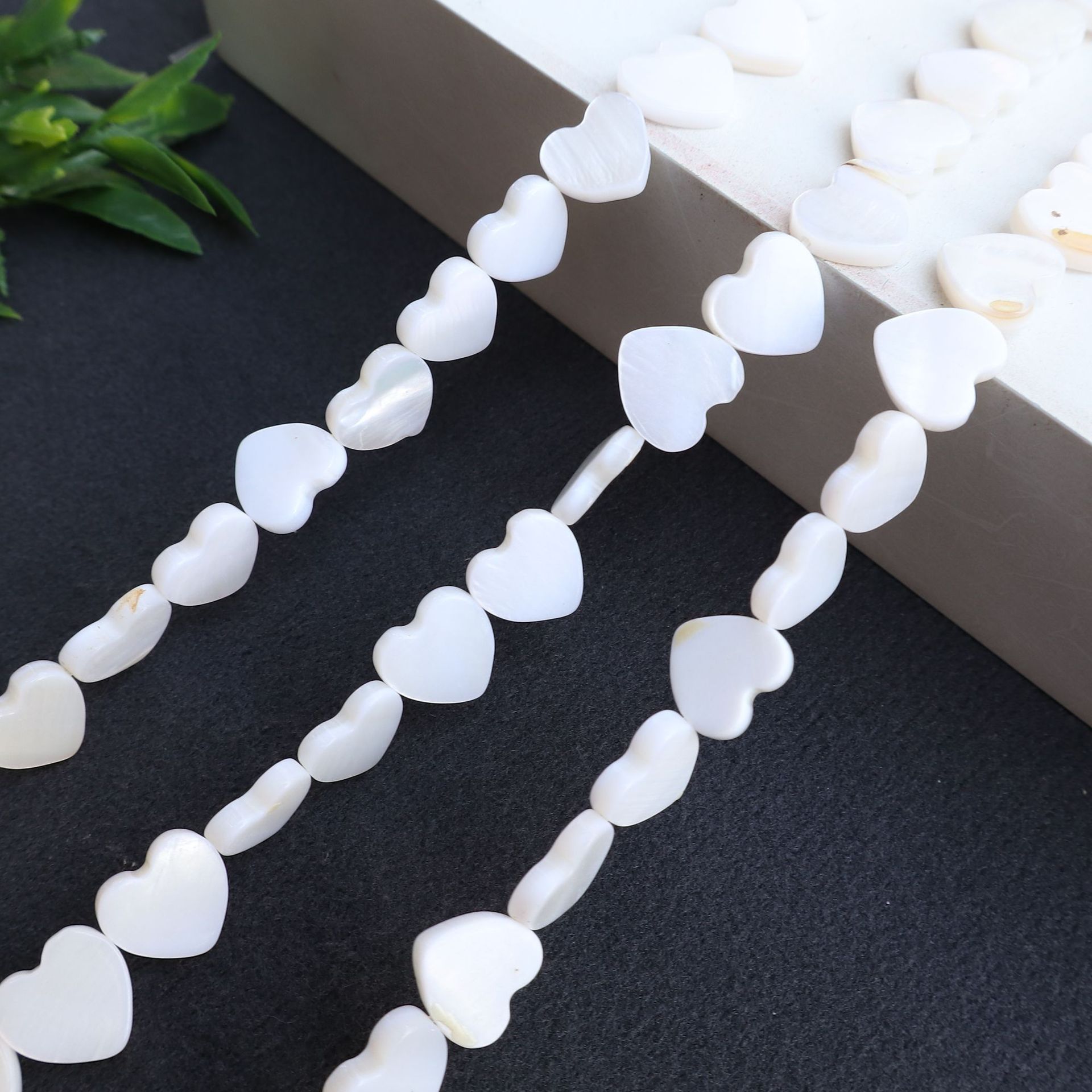 Flat cross hole 8x8mm