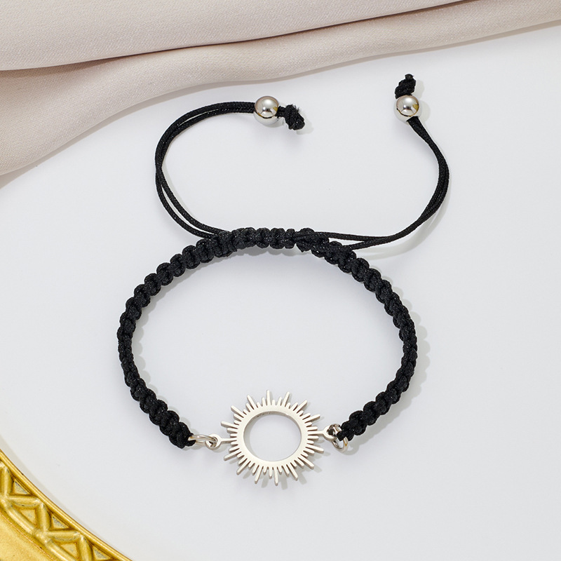 Steel-colored black rope