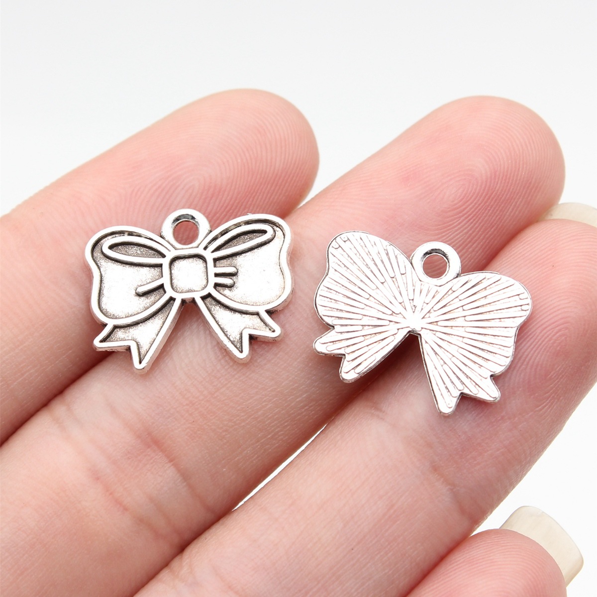 античный серебряный цвет