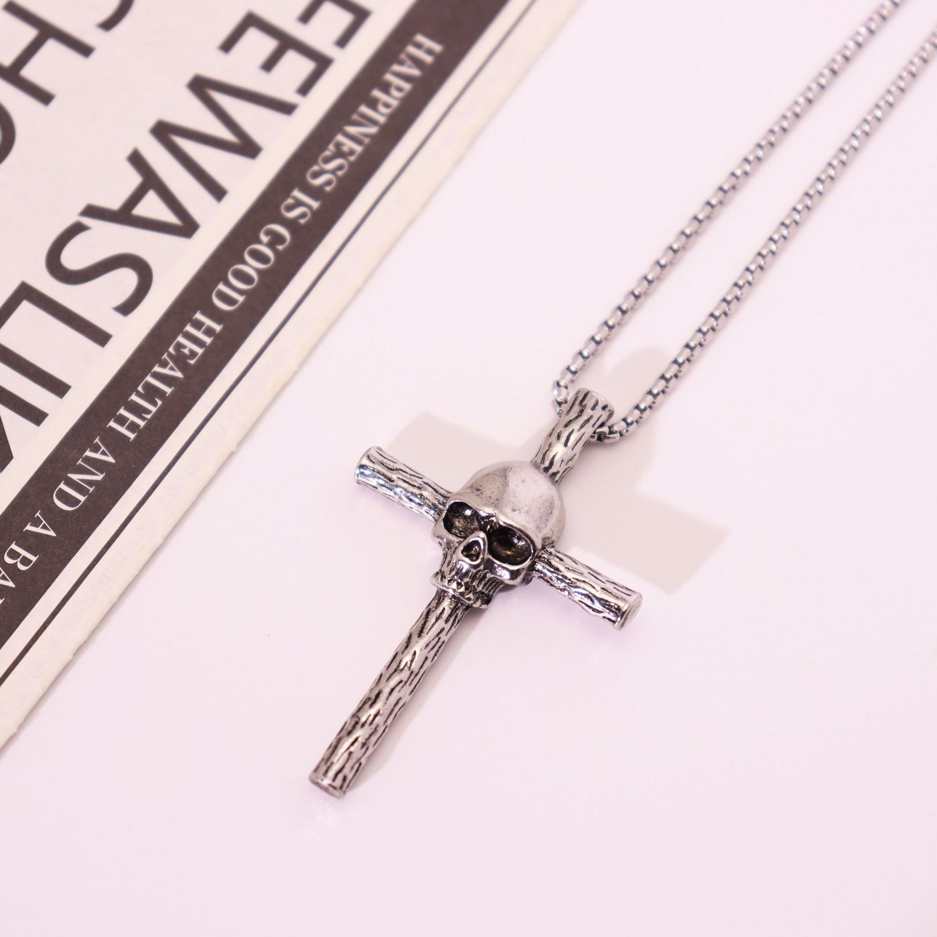 Silver [with 70cm square pearl chain]