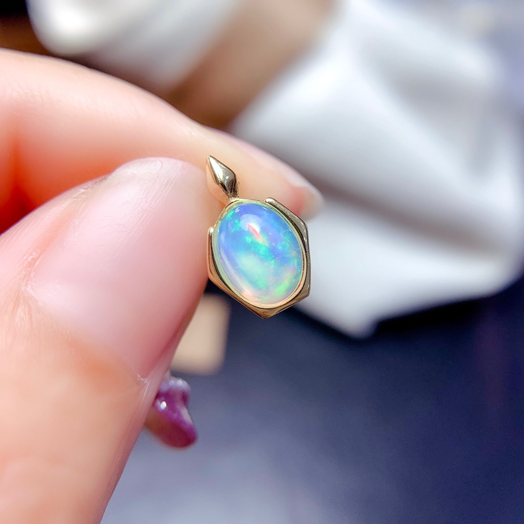 pendant without opal
