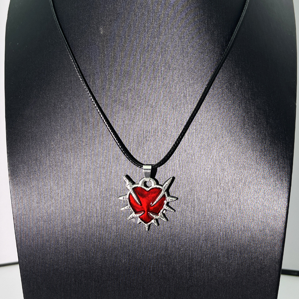 Red heart rope chain