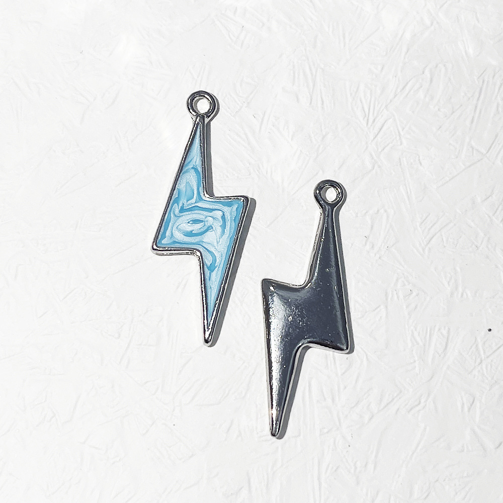 небесно-голубой