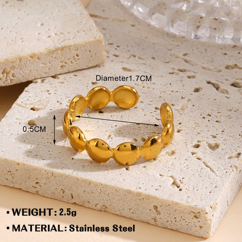 Gold ring 1075