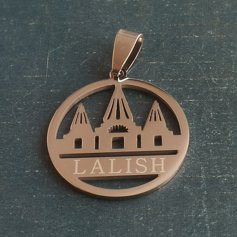 серебряный