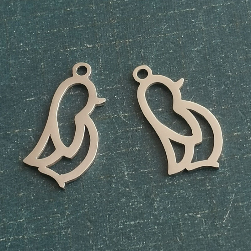 серебряный