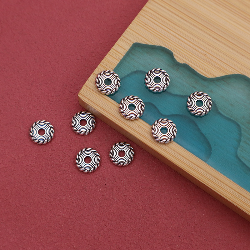 antique silver color