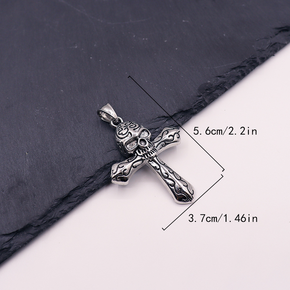 silver single pendant