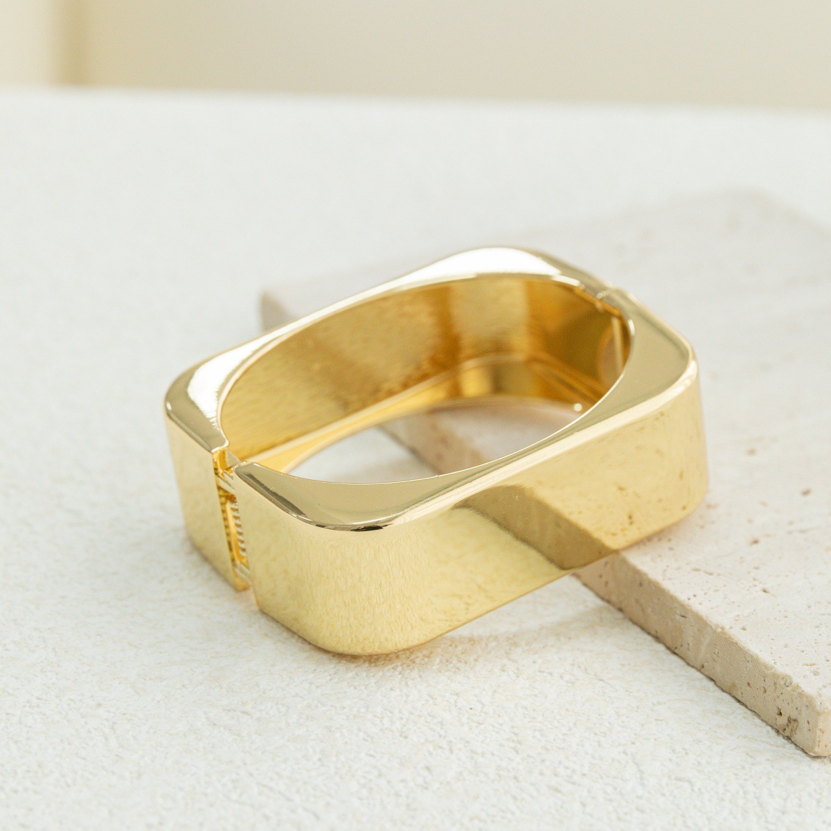 Lw102635 glossy gold