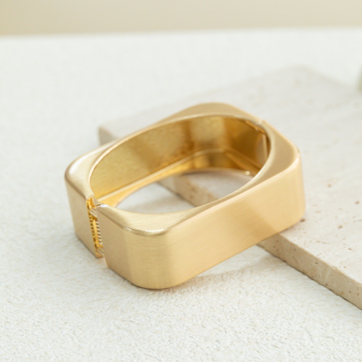 Lw102635 frosted gold