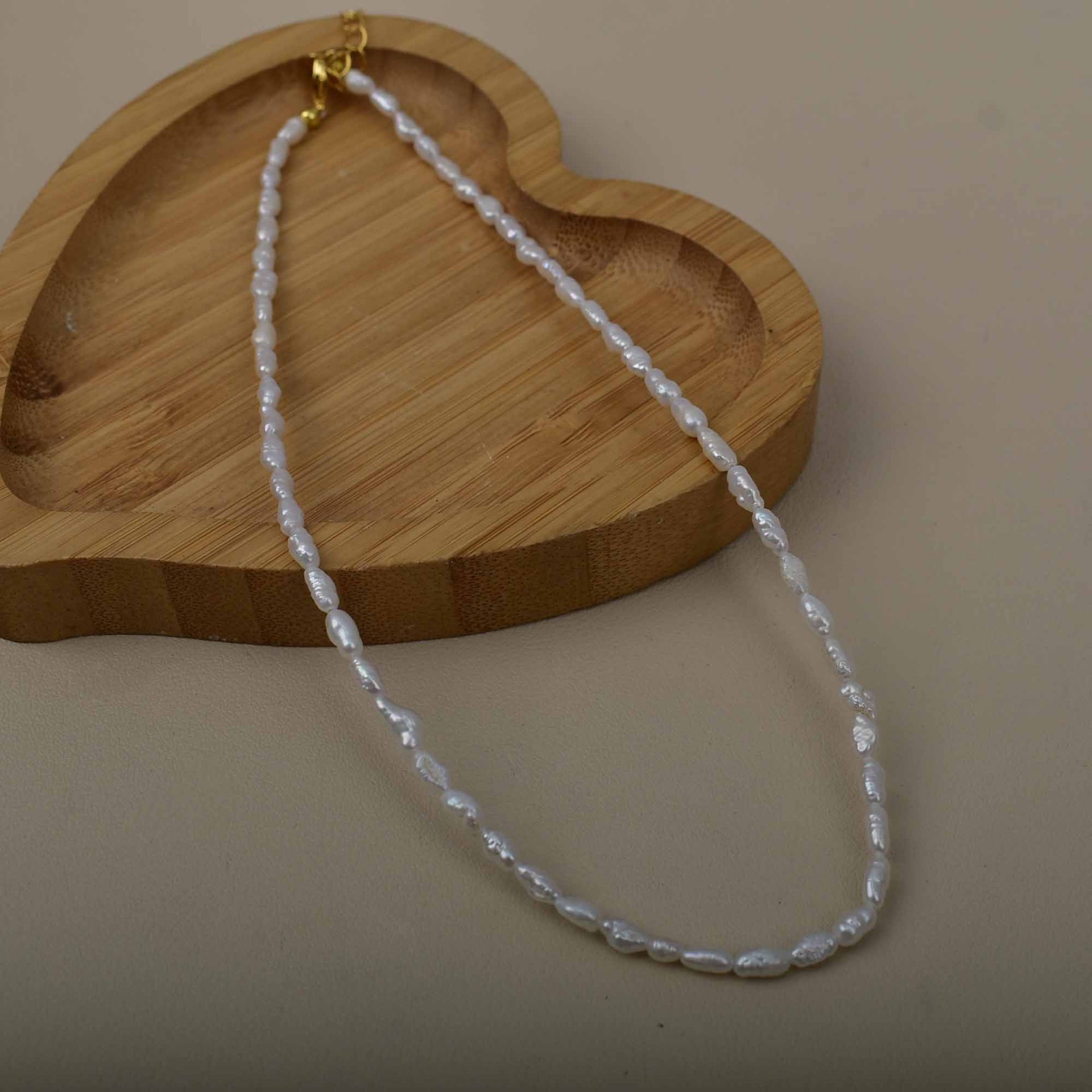 Keshi beads + color-preserving gold chain [cp263]