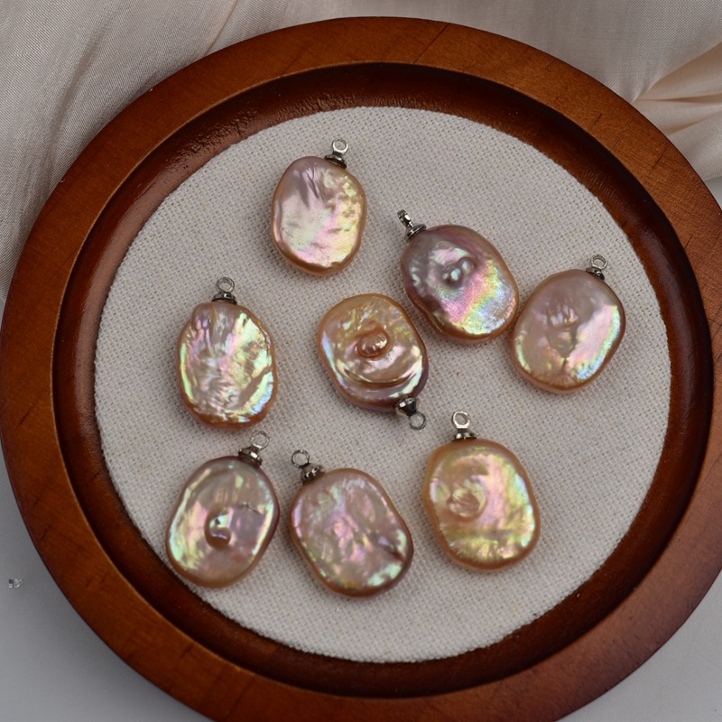 Sheep eye/pink oval pendant-about 14*18mm