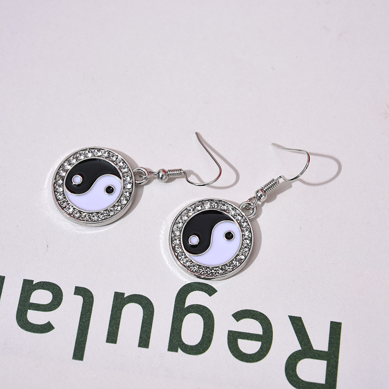 Round gossip with Diamond