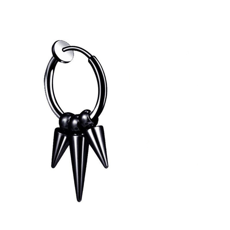 Black ear clip with three pointed cones