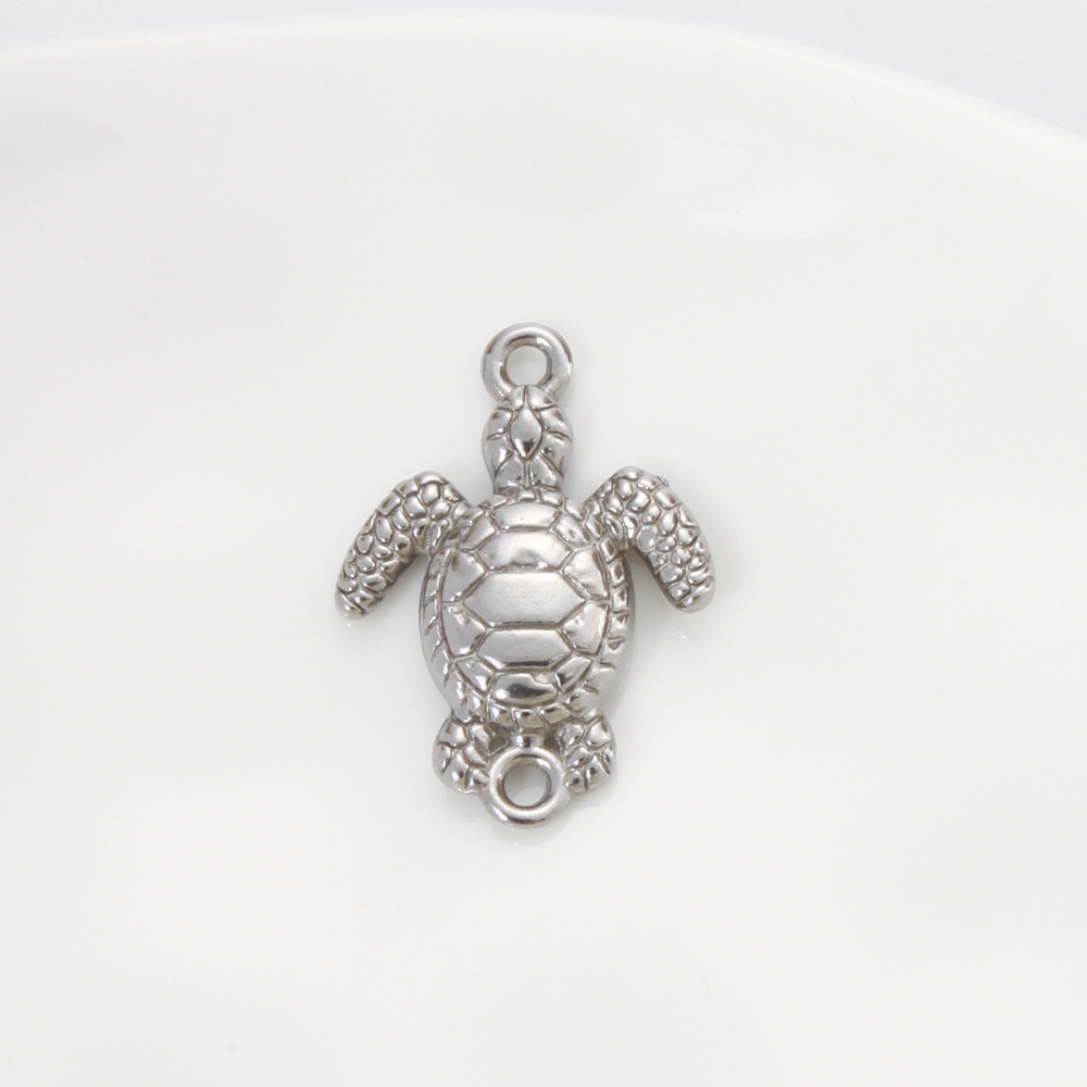 серебряный