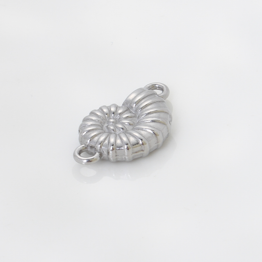 серебряный