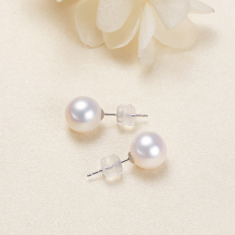 White Pearl 14K White Gold Ear Pin