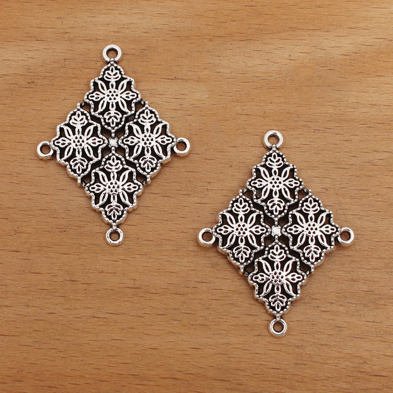 antique silver color