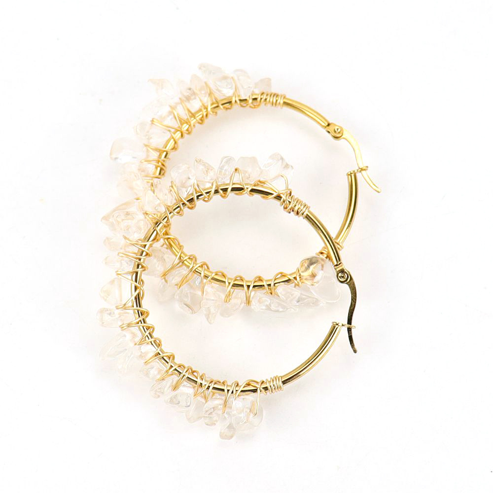 Golden white crystal (synthetic)