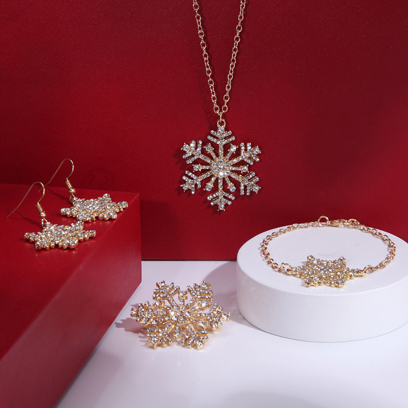 Snowflake four-piece set