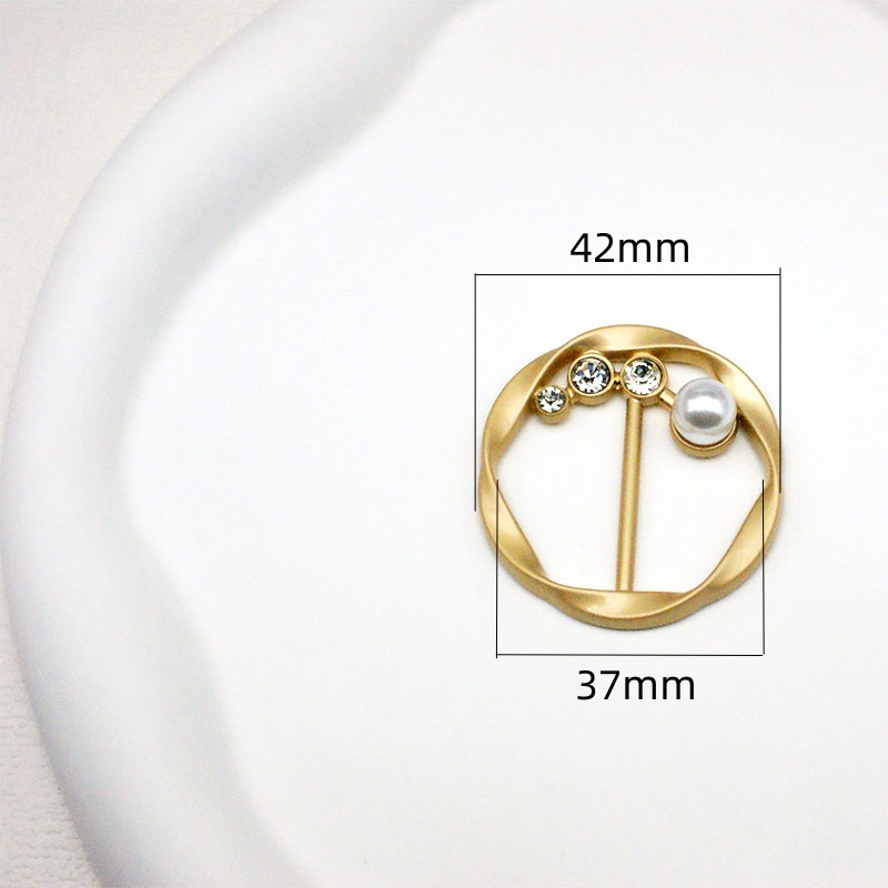 Y-0012 Pearl Day Buckle (gold)