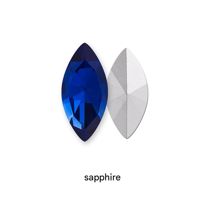 Royal blue (dark blue)