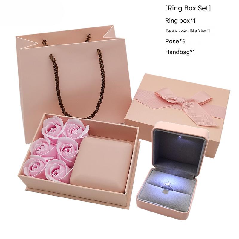 ring box set 7.5*7.5*4.2cm