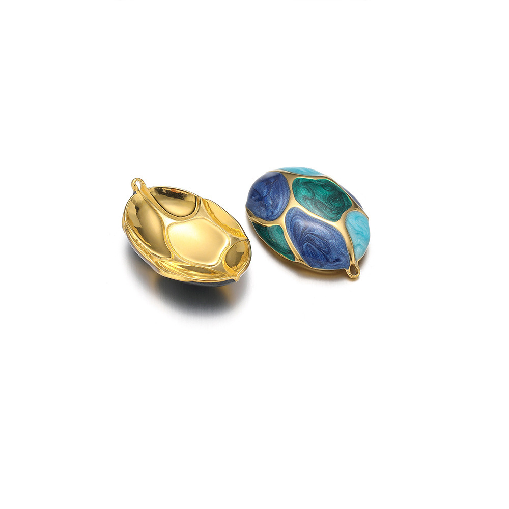 темно-зеленый