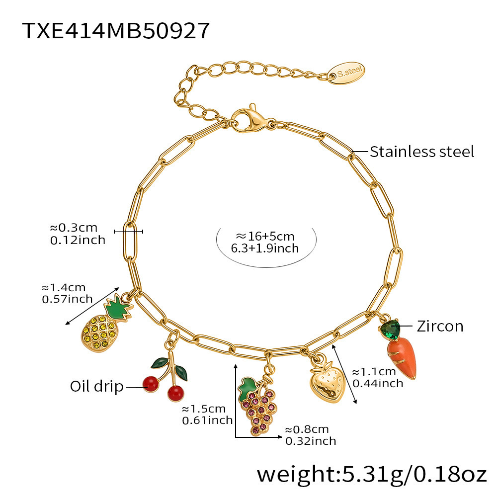 The golden bracelet measures 16 5cm