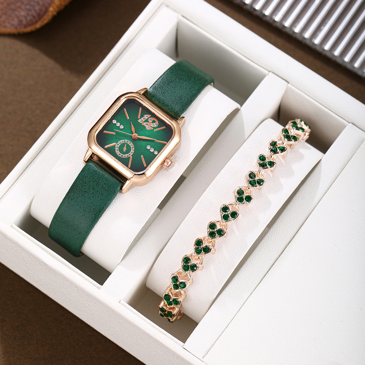 Green Heart Bracelet set