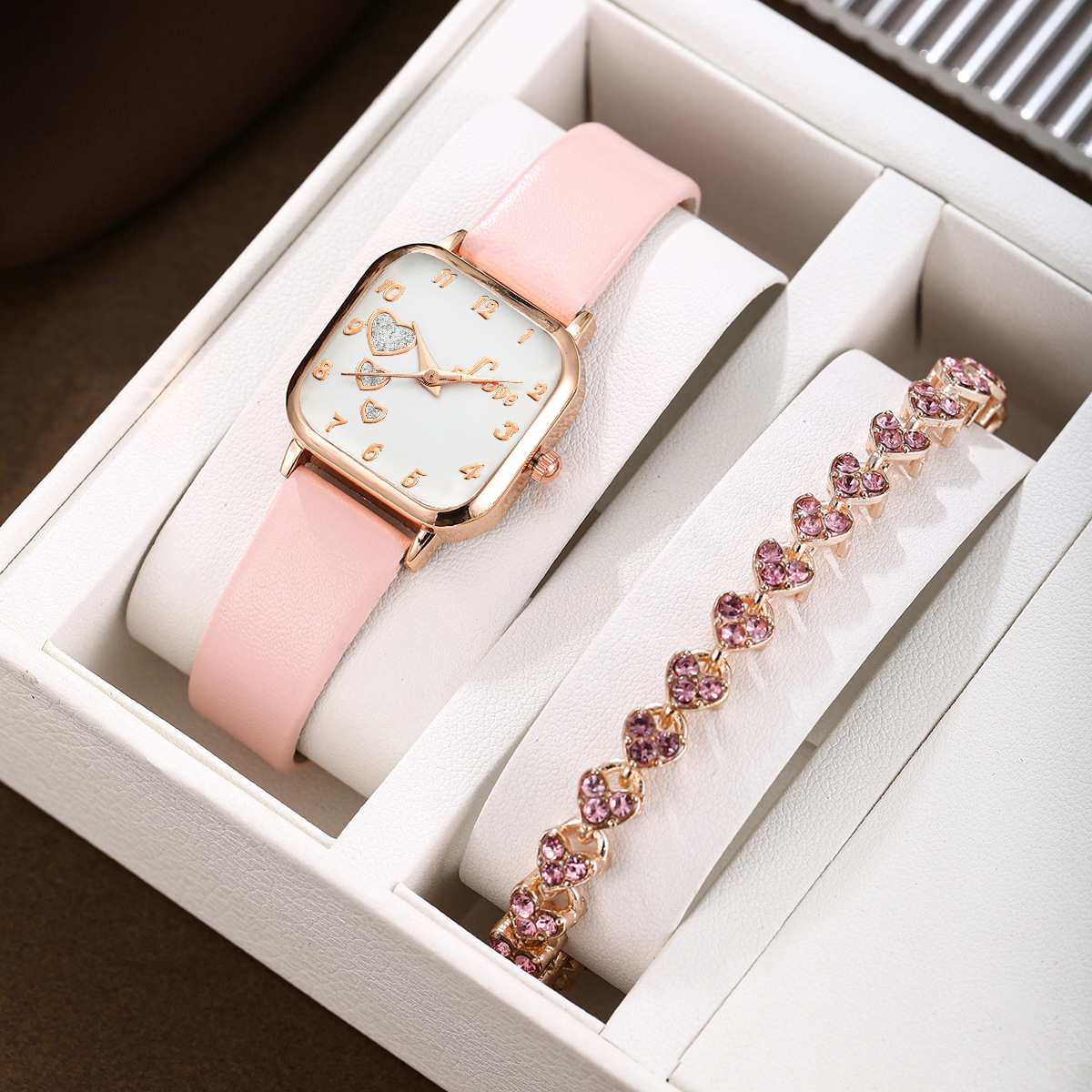 Pink heart-shaped bracelet set