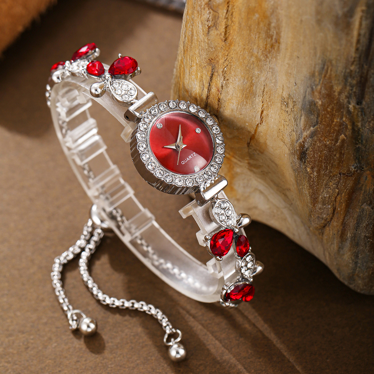 Silver ribbon with red diamonds