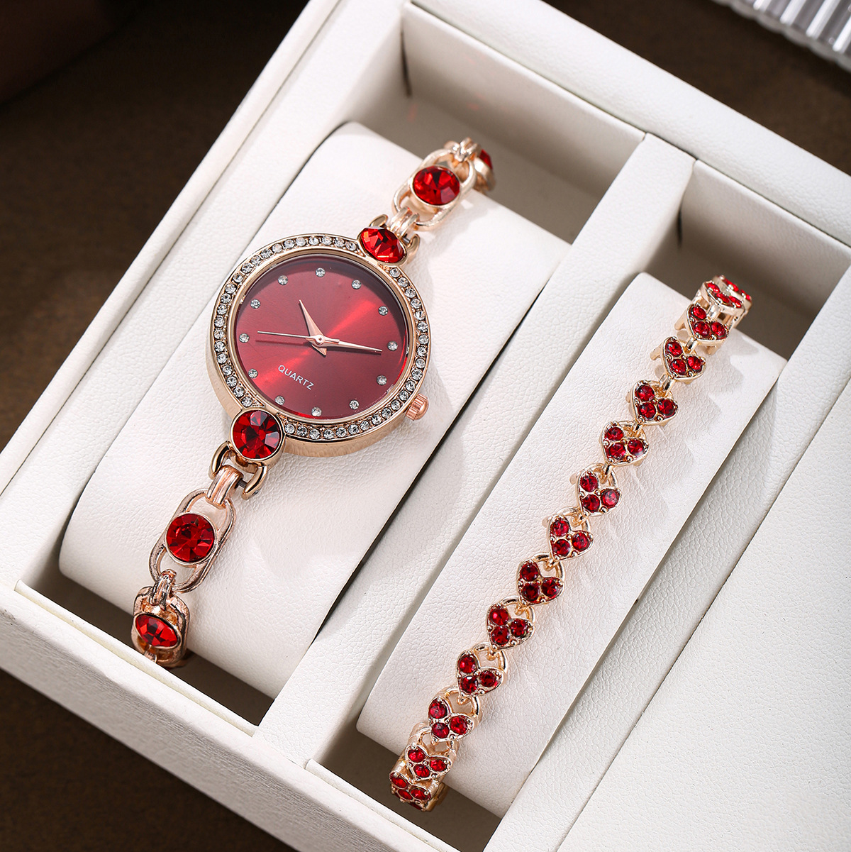 Red heart-shaped bracelet set