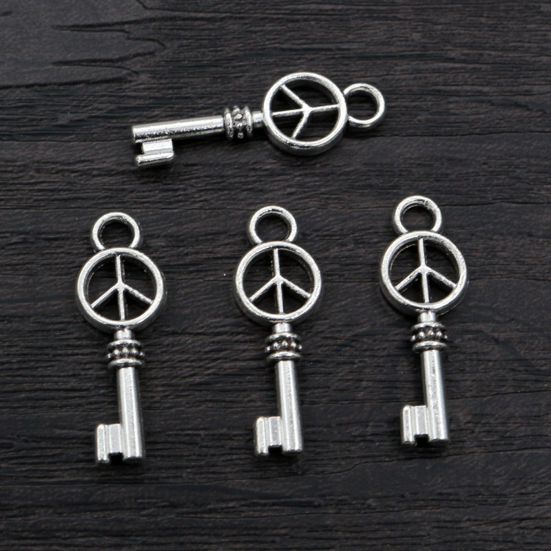 color de plata antigua