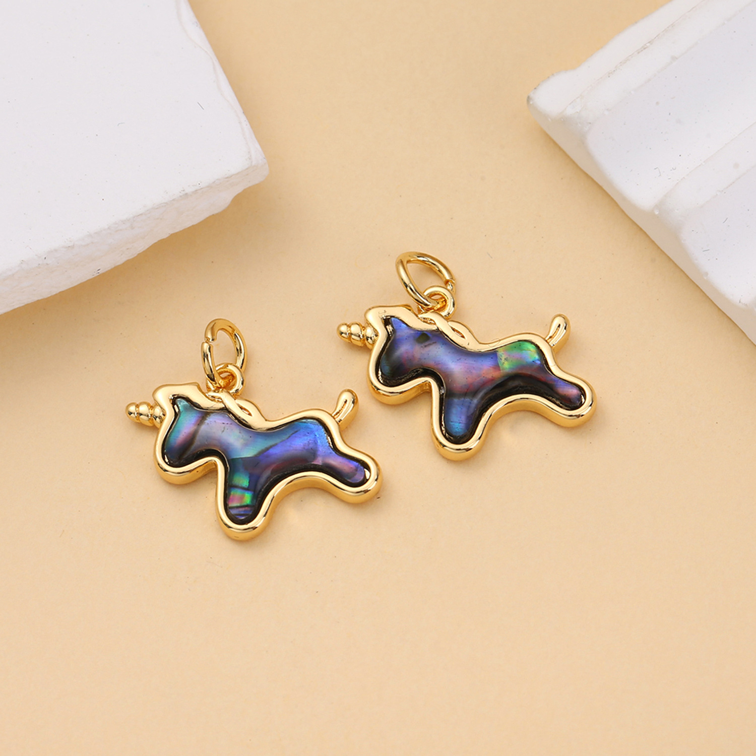 Golden abalone [16*12.5mm]