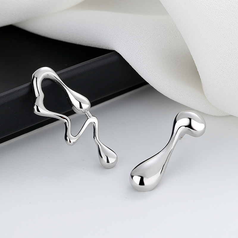 Asymmetric earrings (Silver)