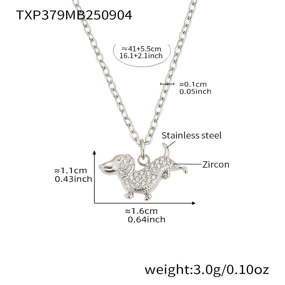 Steel-colored necklace