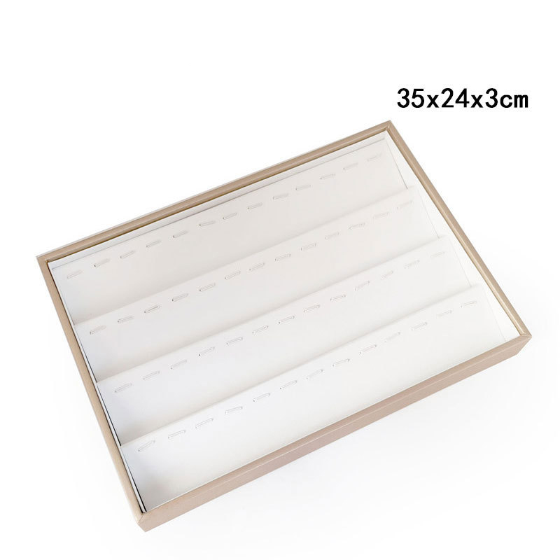 Fourth-order pendant plate