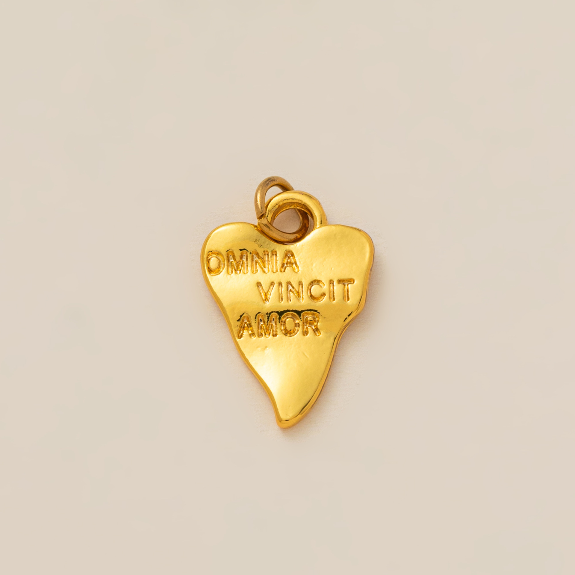 Heart shaped pendant