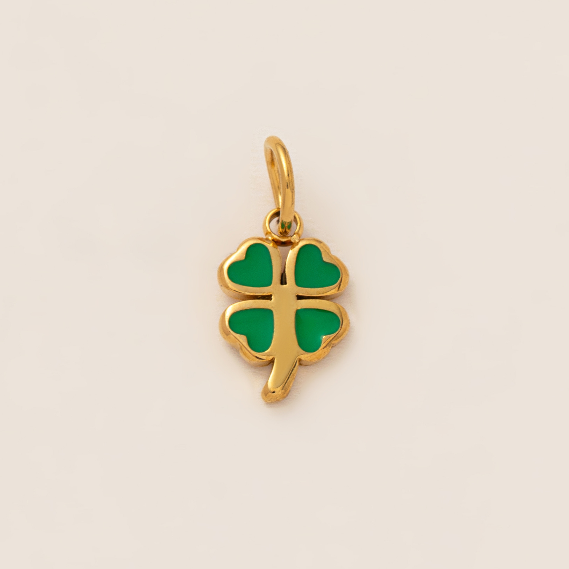 Four-leaf clover pendant